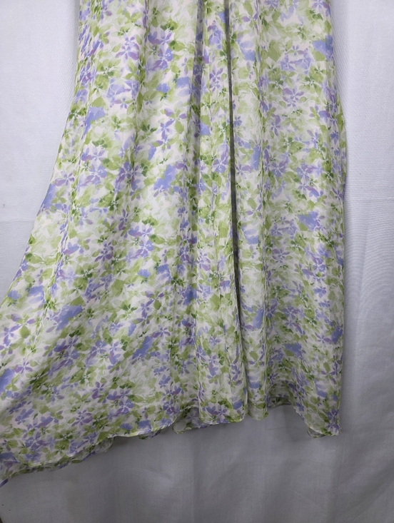 ASTR The Label V-Neck Pleated Floral Midi Wedding Dress Green lavender Size M - Picture 9 of 11